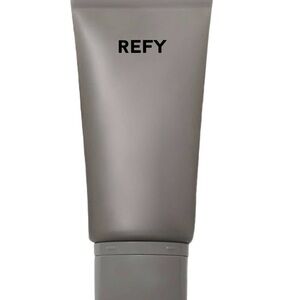 REFY Glowy primer